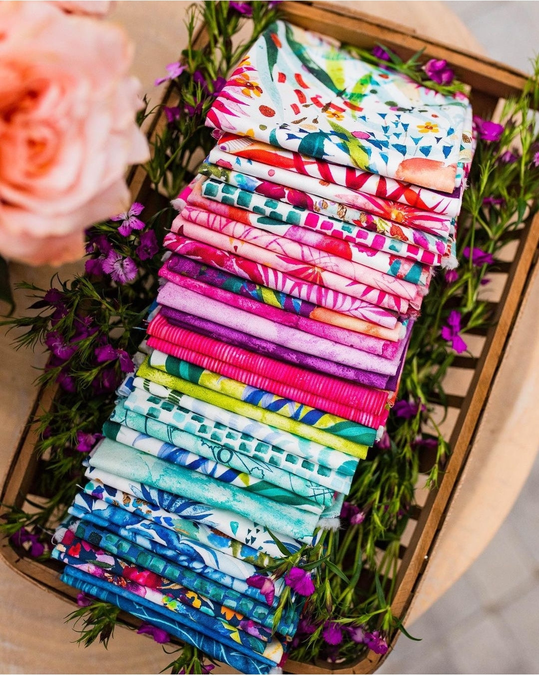 Coming Up Roses Fat Quarter Bundle 34pcs By Create Joy Project For Moda 39780AB