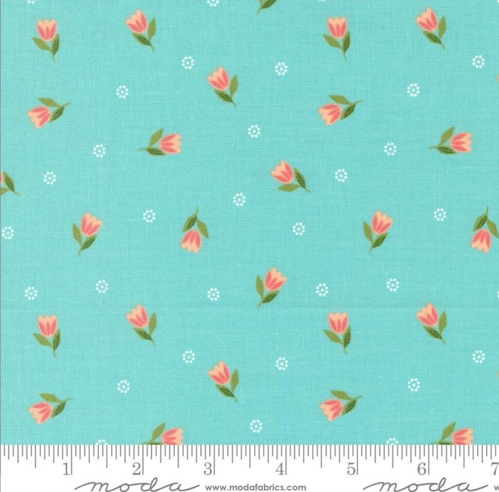 Bountiful Blooms Spray 37662 18 By Sherri & Chelsi For Moda