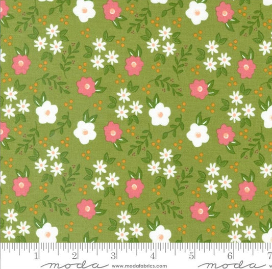 Bountiful Blooms Fern 37661 19 By Sherri & Chelsi For Moda